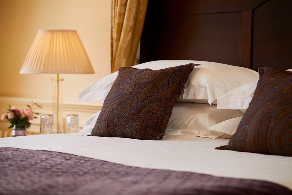 Macdonald Craxton Wood Hotel & Spa Ledsham  Kamer foto