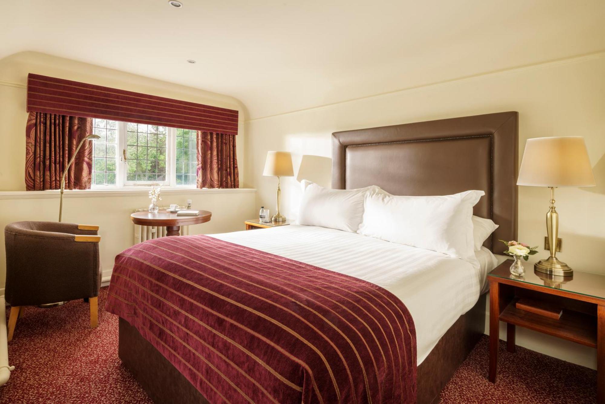 Macdonald Craxton Wood Hotel & Spa Ledsham  Buitenkant foto