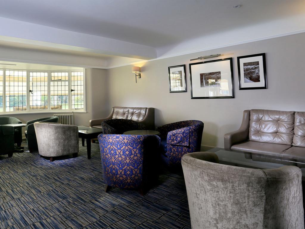 Macdonald Craxton Wood Hotel & Spa Ledsham  Buitenkant foto